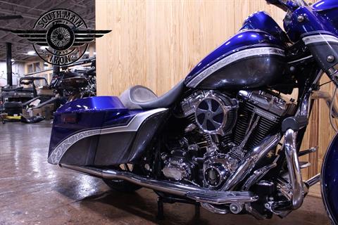 2007 Harley-Davidson CVO™ Screamin' Eagle® Road King® in Paris, Texas - Photo 3