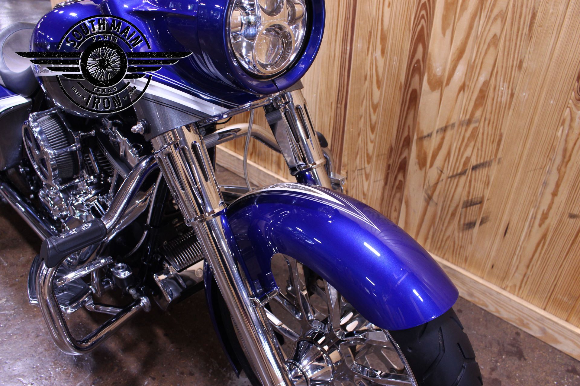 2007 Harley-Davidson CVO™ Screamin' Eagle® Road King® in Paris, Texas - Photo 7