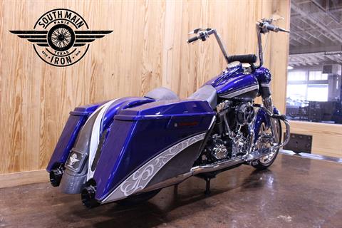 2007 Harley-Davidson CVO™ Screamin' Eagle® Road King® in Paris, Texas - Photo 11