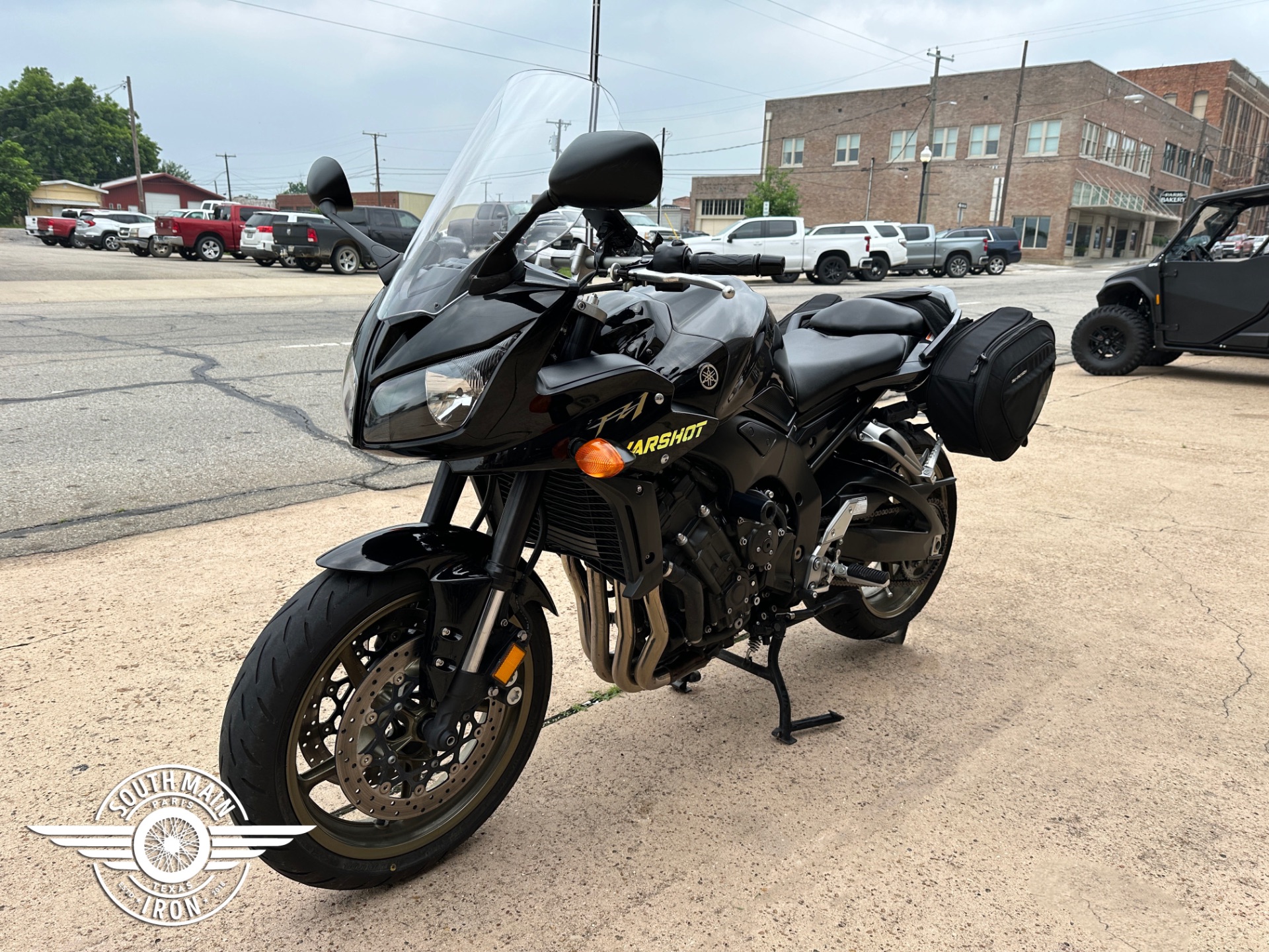 2009 Yamaha FZ1 in Paris, Texas - Photo 5