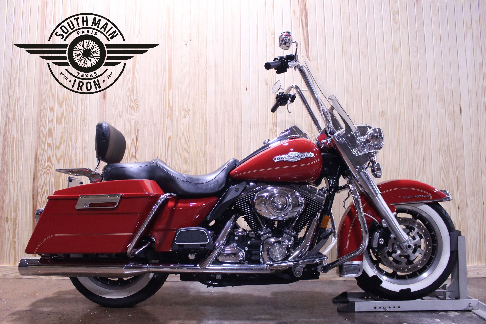 2008 Harley-Davidson Road King® Firefighter Special Edition in Paris, Texas - Photo 1