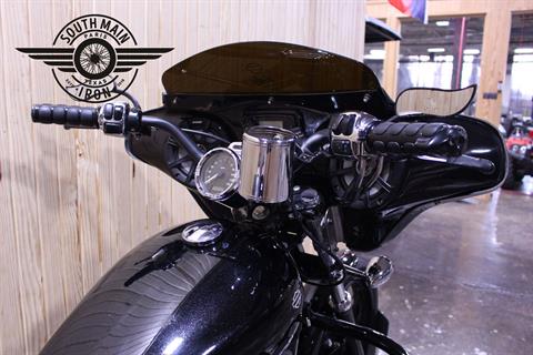 2009 Harley-Davidson Sportster 883 Custom in Paris, Texas - Photo 9