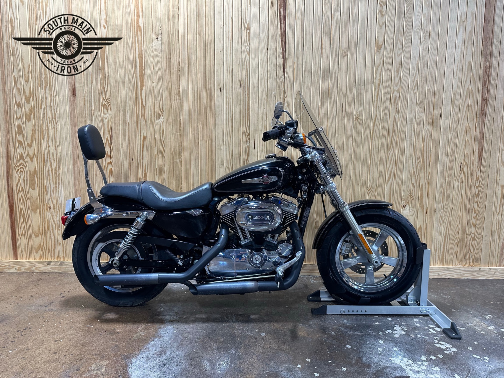 2013 Harley-Davidson Sportster® 1200 Custom in Paris, Texas - Photo 1