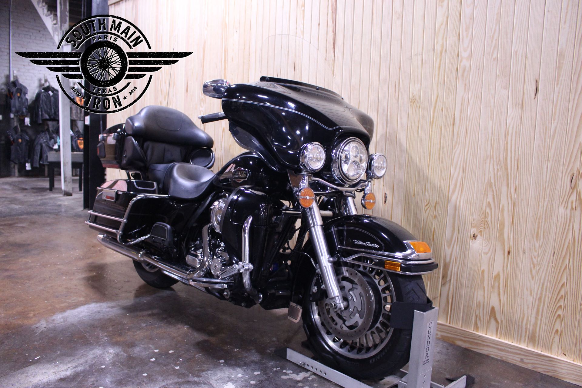 2013 Harley-Davidson Ultra Classic® Electra Glide® in Paris, Texas - Photo 3