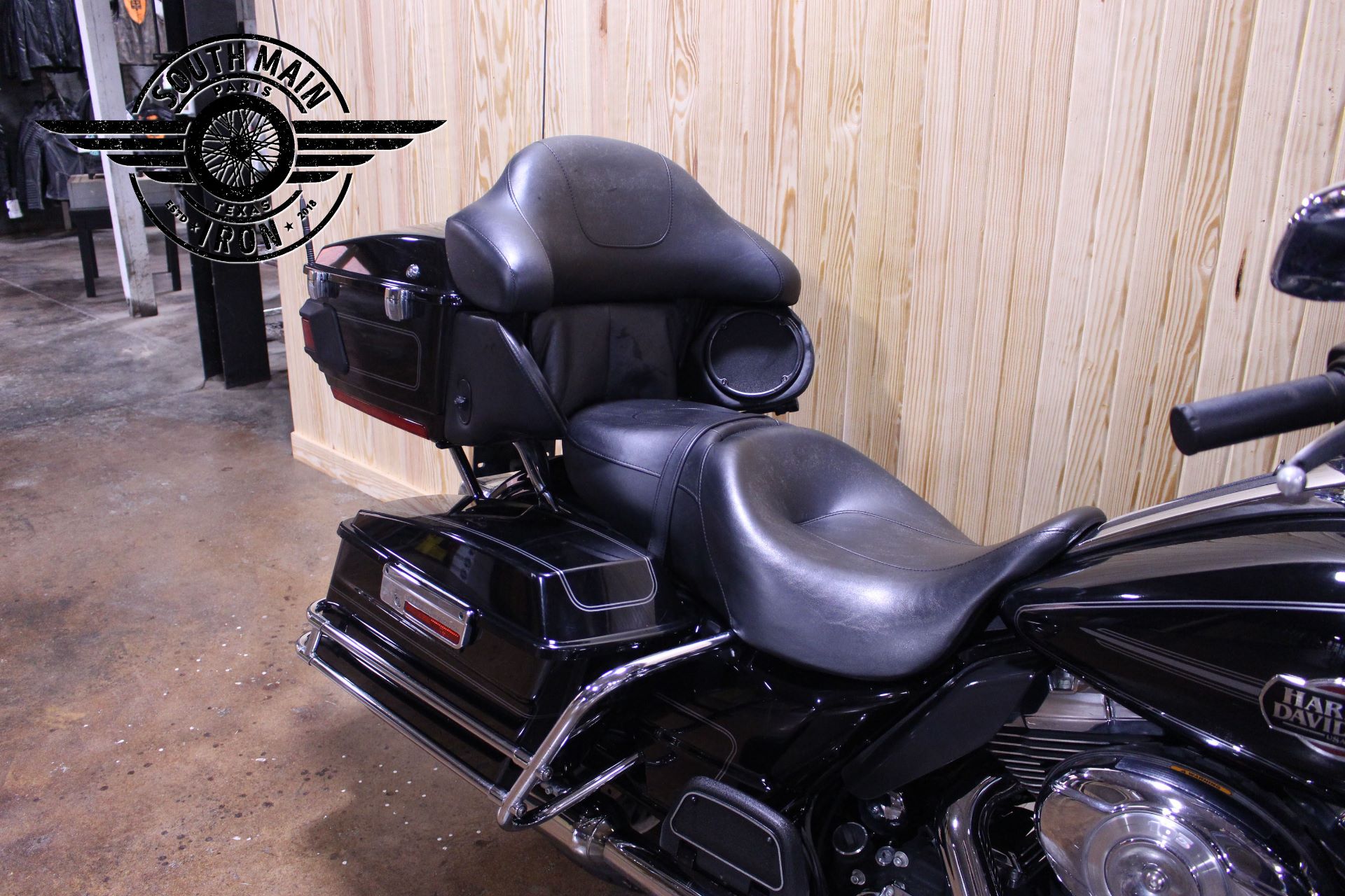 2013 Harley-Davidson Ultra Classic® Electra Glide® in Paris, Texas - Photo 5
