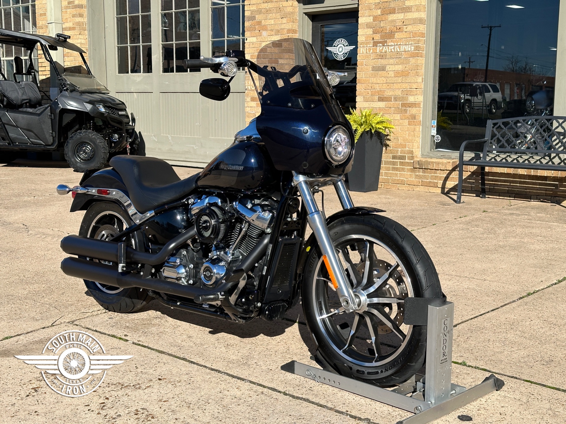 2019 Harley-Davidson Low Rider® in Paris, Texas - Photo 2
