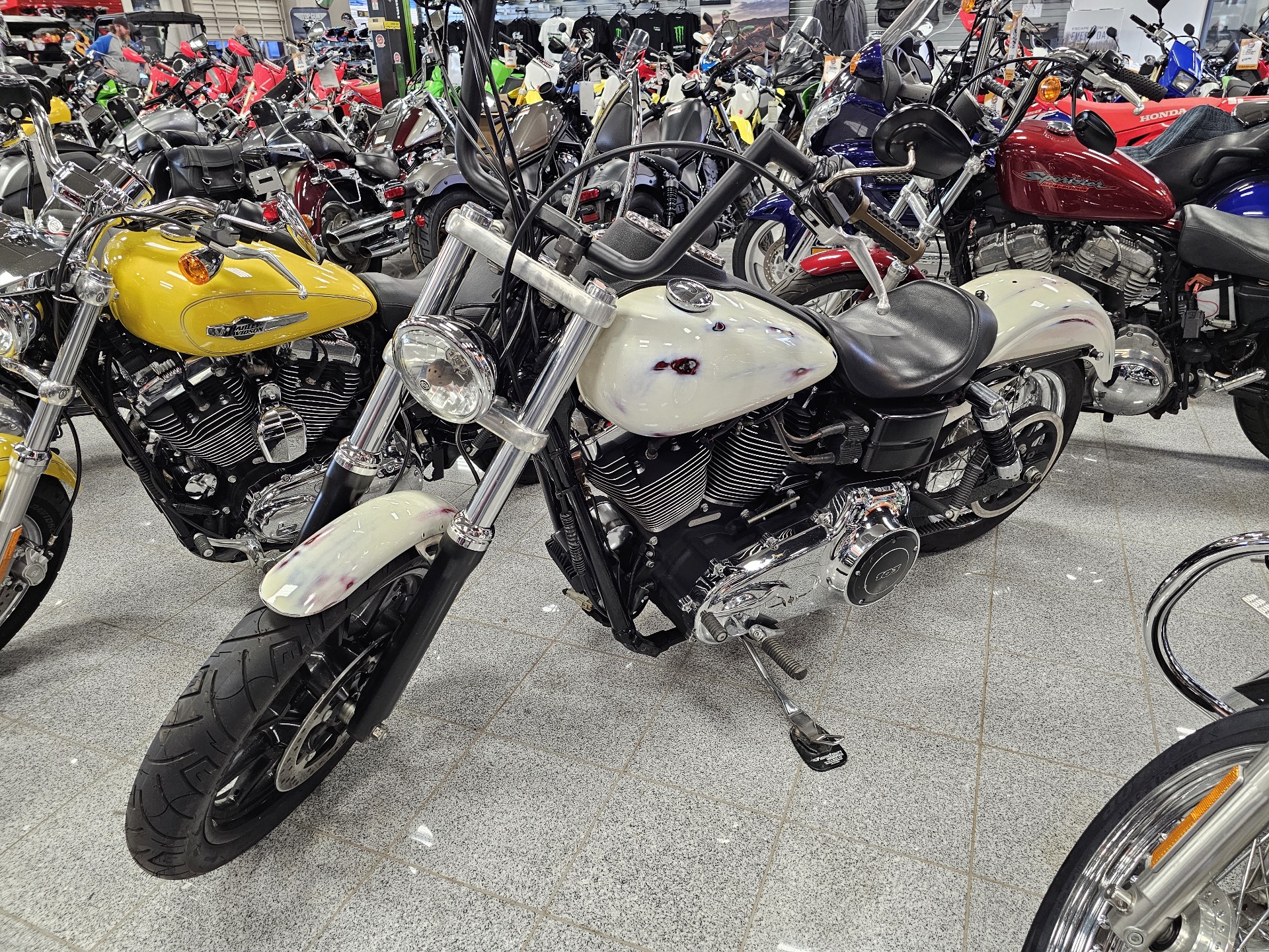 2017 Harley-Davidson Low Rider® in Marietta, Ohio - Photo 2