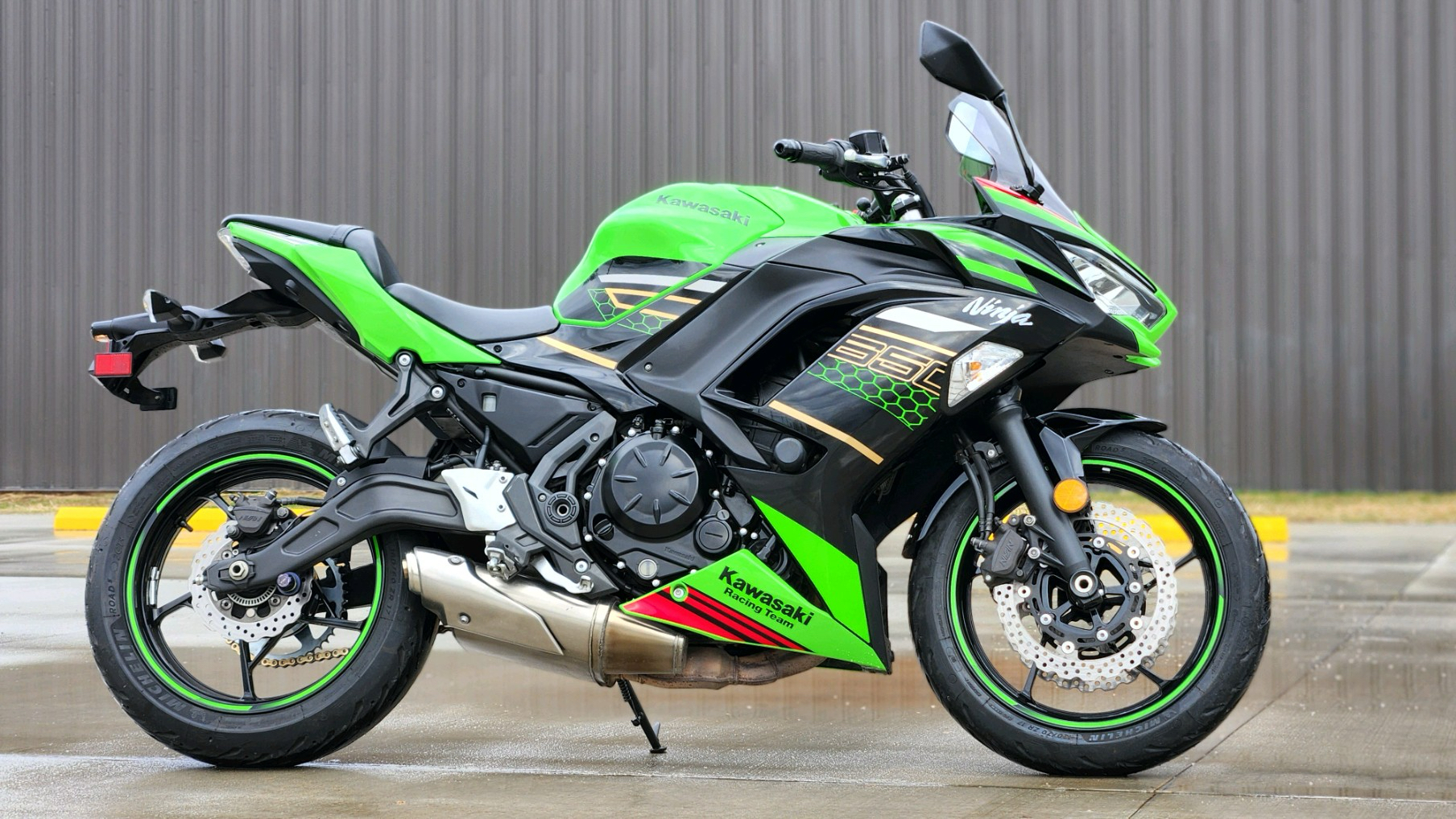 2020 Kawasaki Ninja 650 KRT Edition in Marietta, Ohio - Photo 1