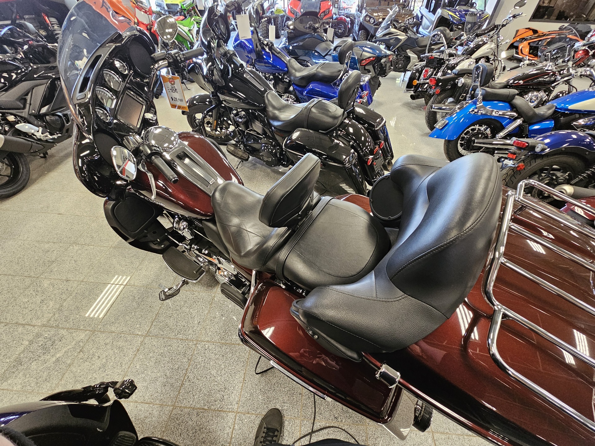 2018 Harley-Davidson Ultra Limited in Marietta, Ohio - Photo 3