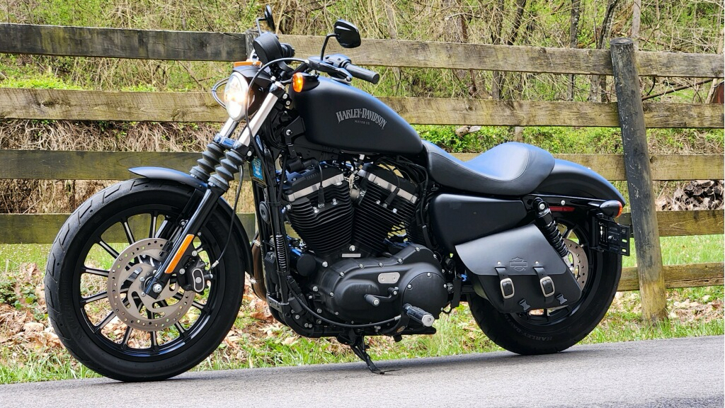 2014 Harley-Davidson Sportster® Iron 883™ in Marietta, Ohio - Photo 1