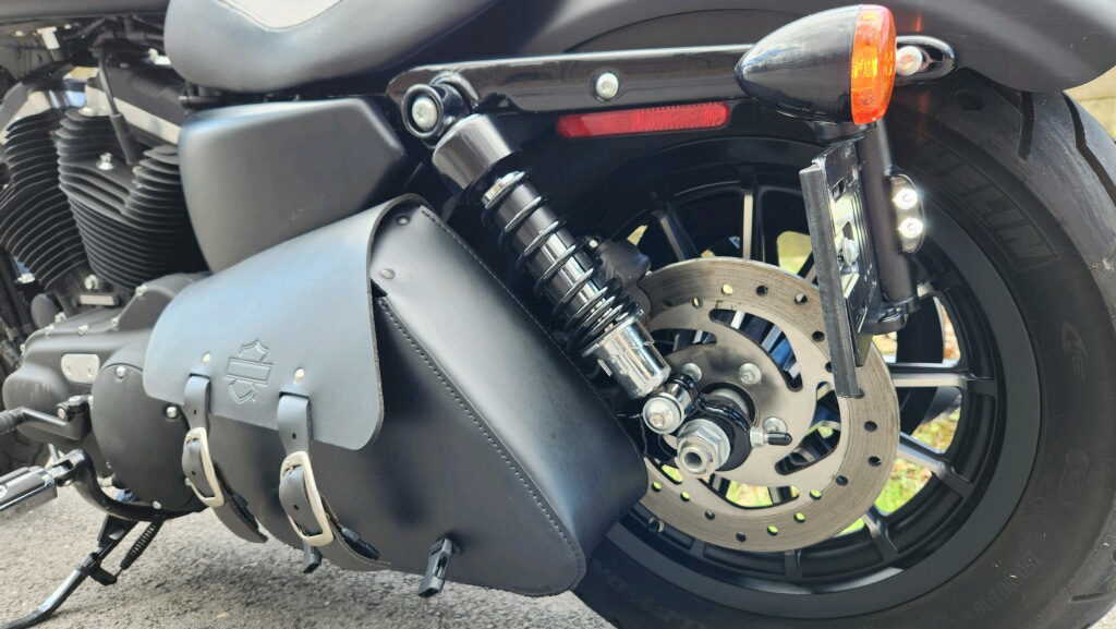 2014 Harley-Davidson Sportster® Iron 883™ in Marietta, Ohio - Photo 6