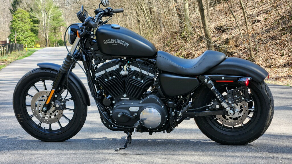 2012 Harley-Davidson Sportster® Iron 883™ in Marietta, Ohio - Photo 2
