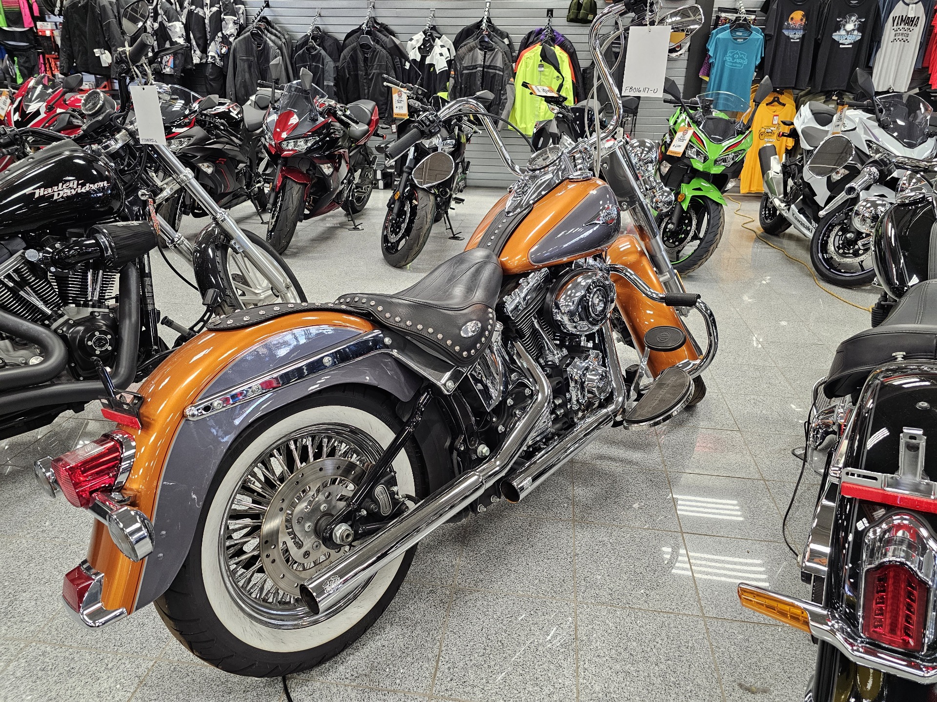 2015 Harley-Davidson Heritage Softail® Classic in Marietta, Ohio - Photo 3