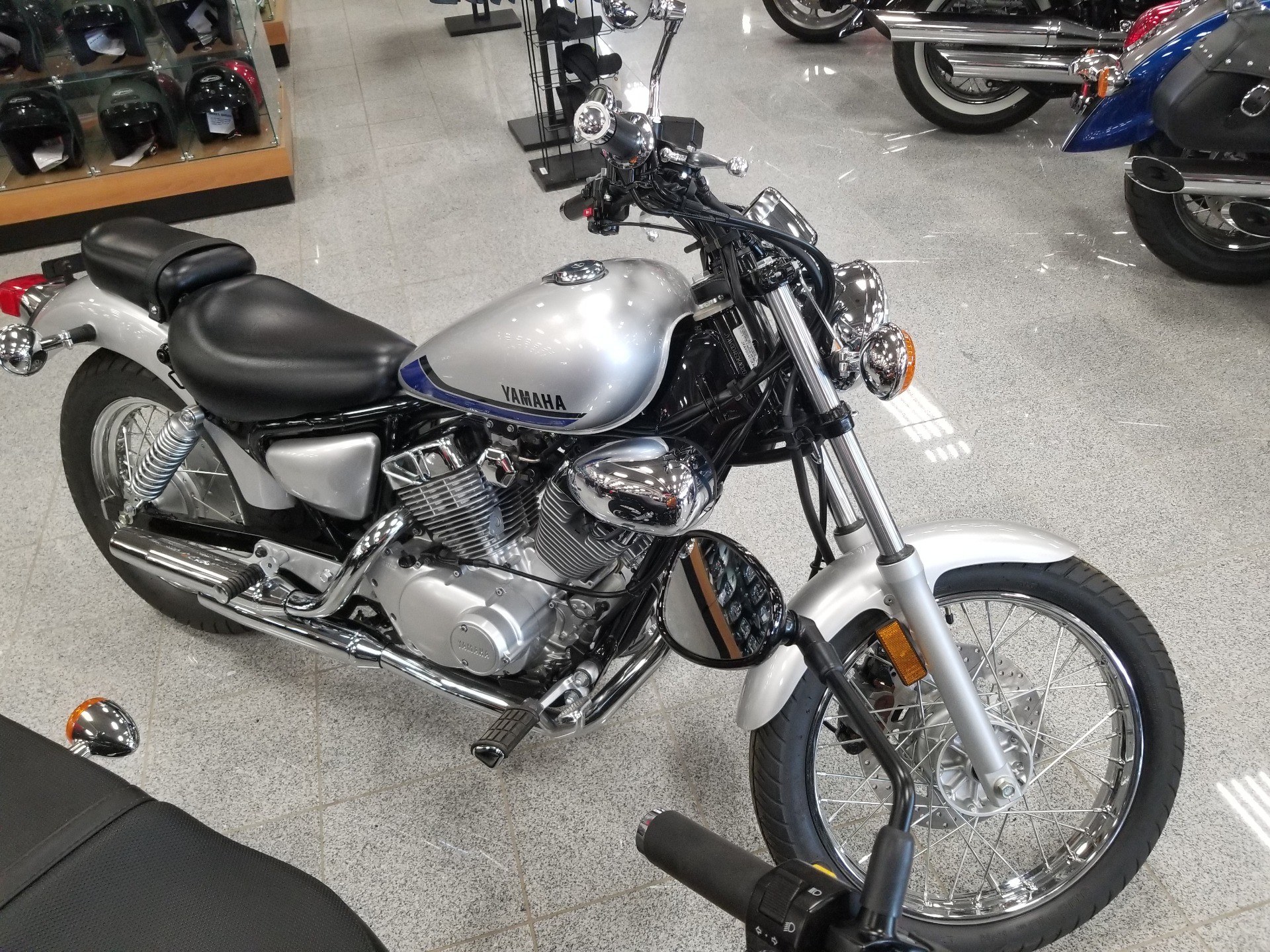 yamaha v star 2019