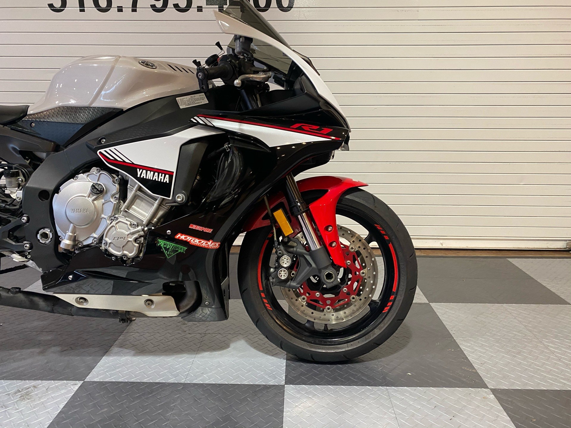 Used 2016 Yamaha YZF-R1S Intensity White / Raven / Rapid Red U5656 ...