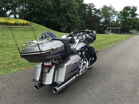 2017 Harley-Davidson CVO™ Limited in Morristown, Tennessee - Photo 7