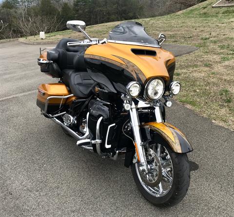 2015 Harley-Davidson CVO/Ultra Limited/Custom in Morristown, Tennessee - Photo 2