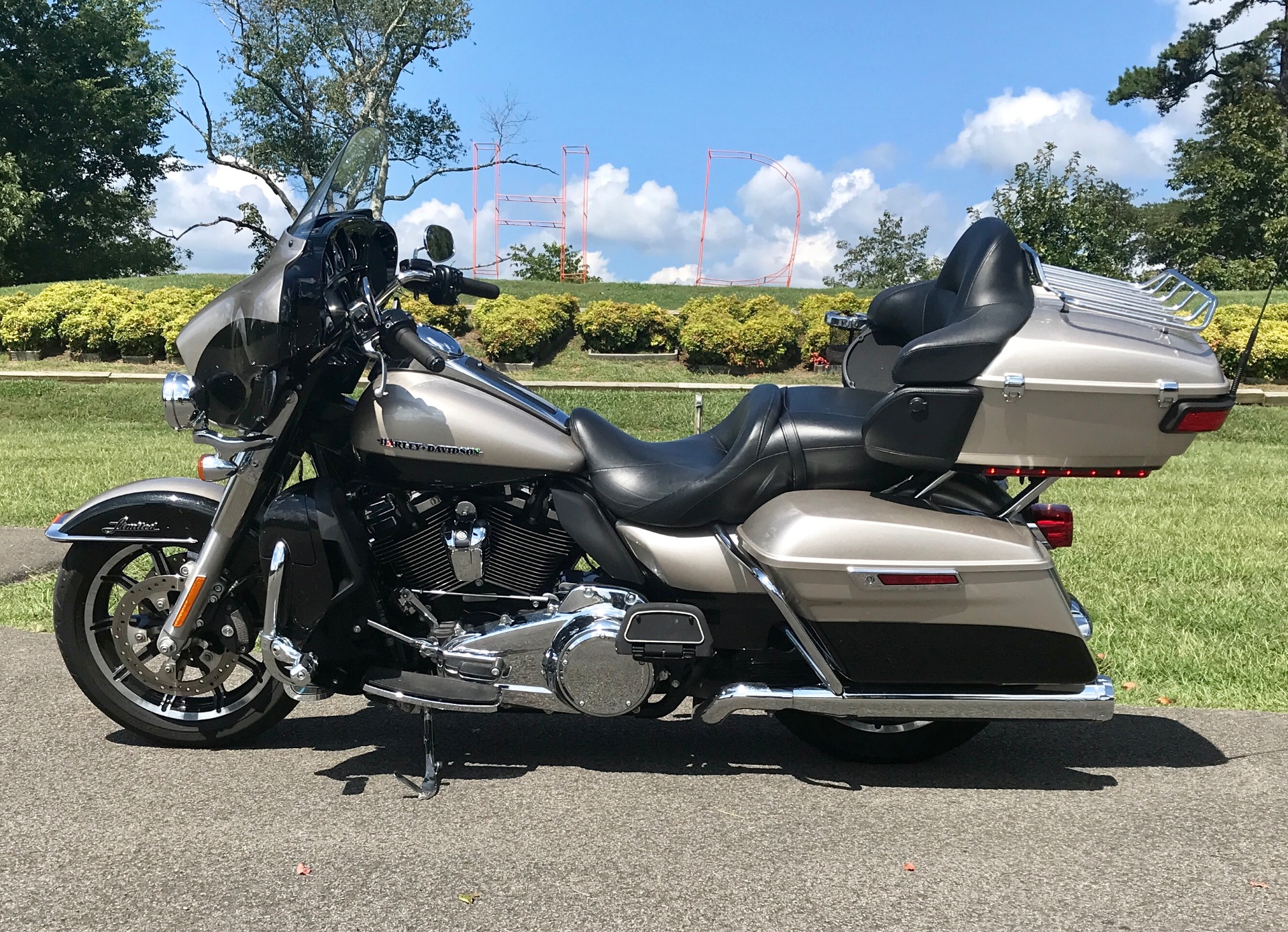 2018 Harley-Davidson Electra Glide Ultra Limited in Morristown, Tennessee - Photo 6