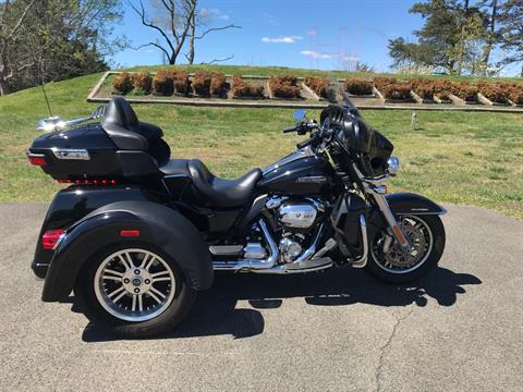 2018 Harley-Davidson Tri Glide Ultra in Morristown, Tennessee