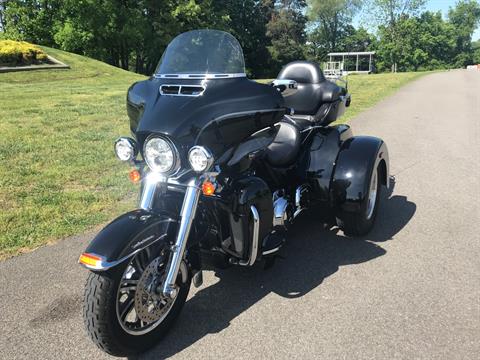 2017 Harley-Davidson Tri Glide Ultra Classic in Morristown, Tennessee - Photo 4