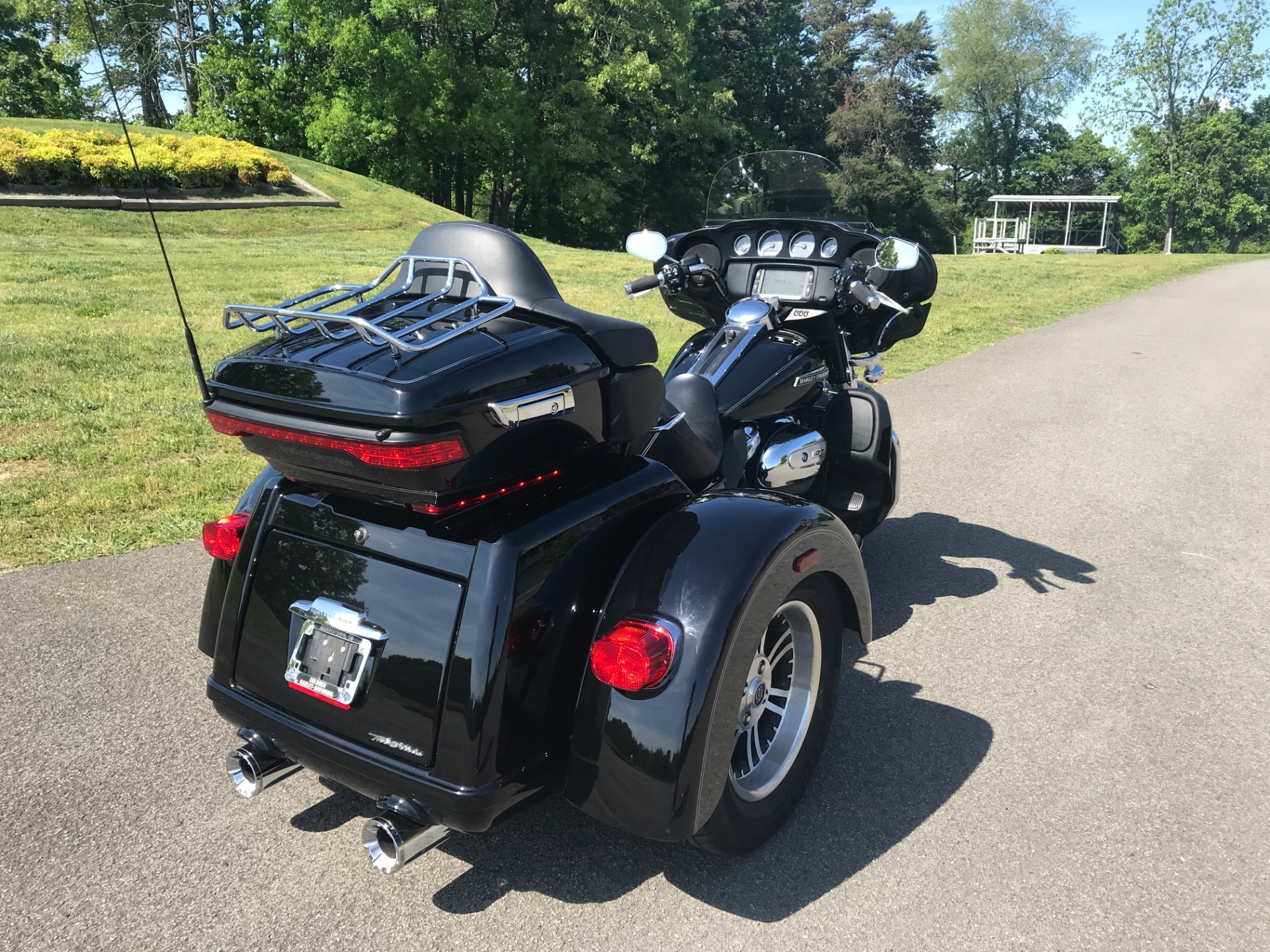 2017 Harley-Davidson Tri Glide Ultra Classic in Morristown, Tennessee - Photo 3