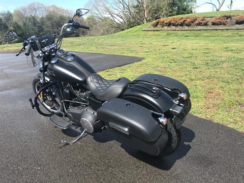 2014 Harley-Davidson Dyna Street Bob in Morristown, Tennessee - Photo 6