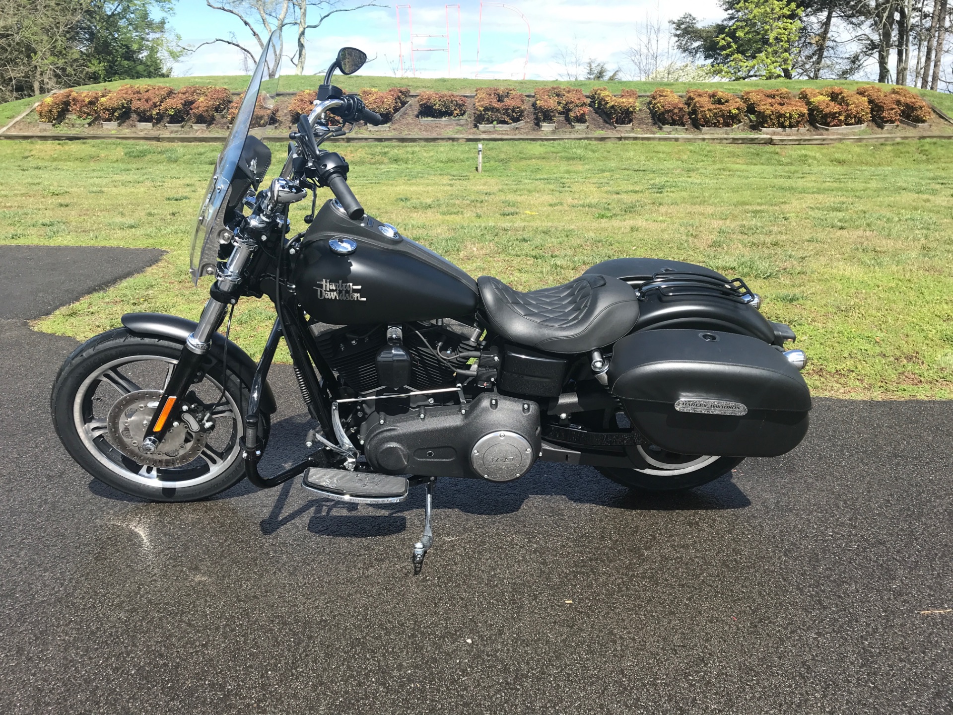 2014 Harley-Davidson Dyna Street Bob in Morristown, Tennessee - Photo 5