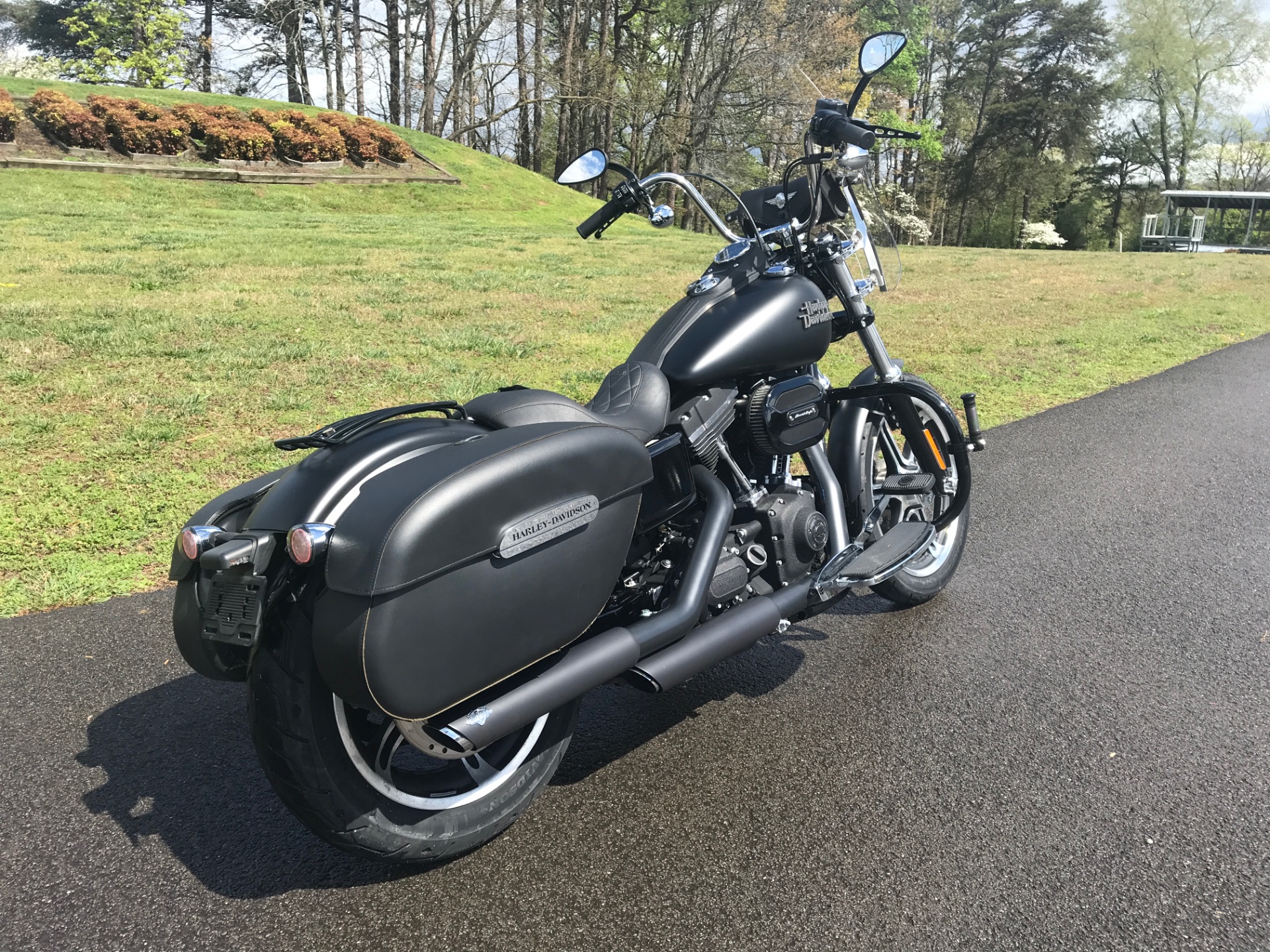 2014 Harley-Davidson Dyna Street Bob in Morristown, Tennessee - Photo 3