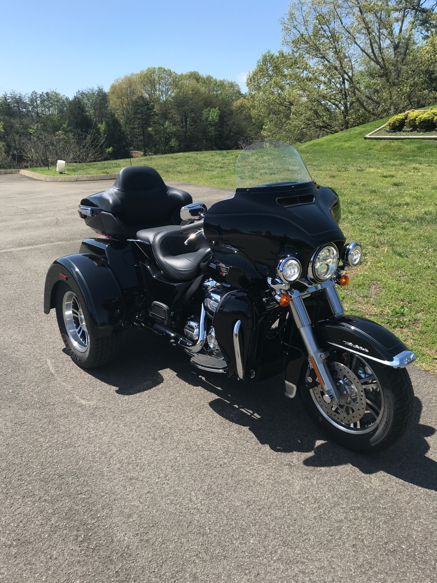 2023 Harley-Davidson TRI-GLIDE ULTRA in Morristown, Tennessee - Photo 2