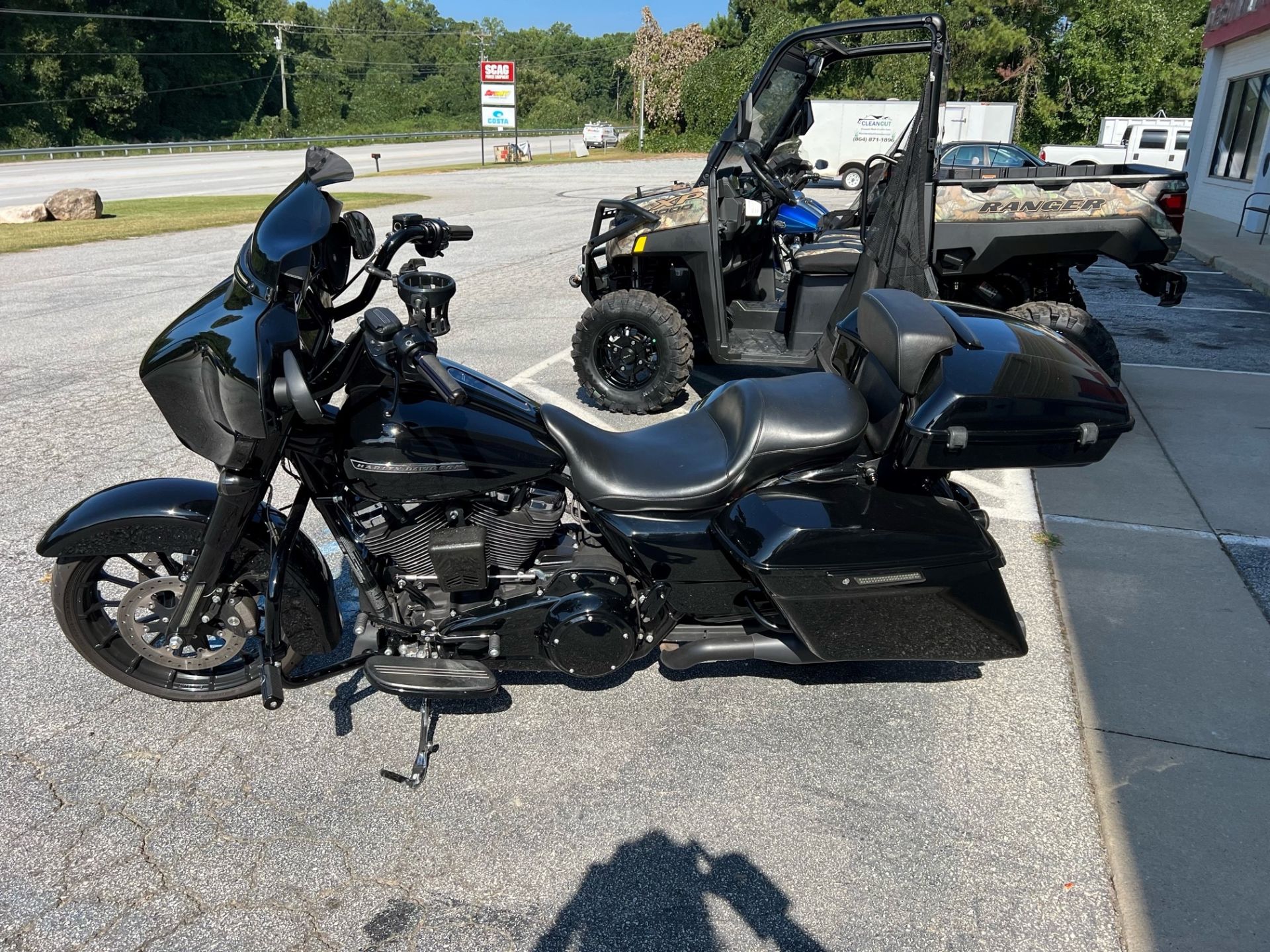 2018 Harley-Davidson Street Glide® Special in Clinton, South Carolina - Photo 2