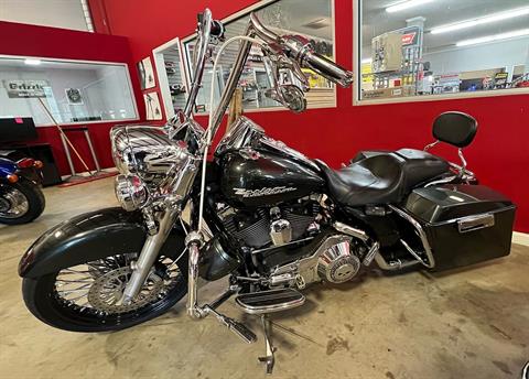 2006 Harley-Davidson Road King® Custom in Clinton, South Carolina - Photo 2