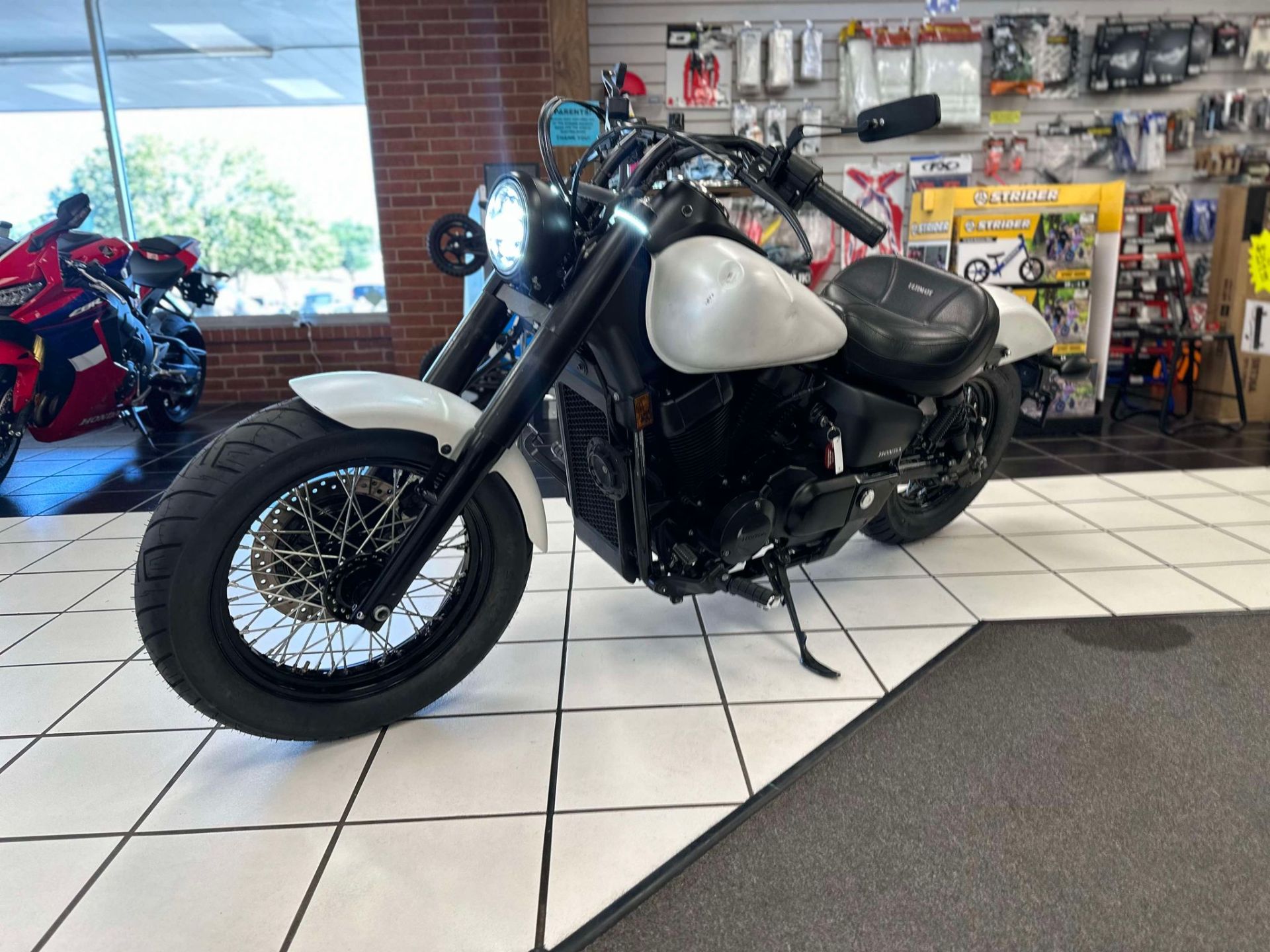 2020 Honda Shadow Phantom in Oklahoma City, Oklahoma - Photo 8