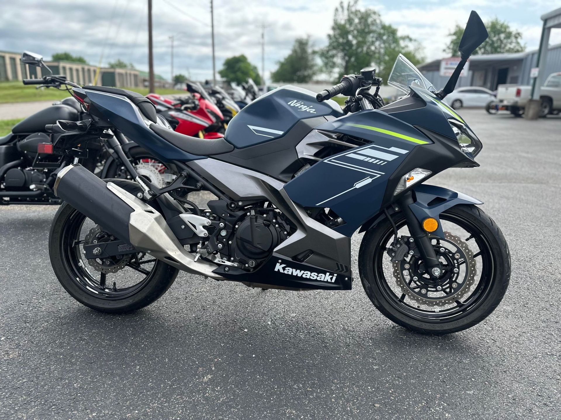 2022 Kawasaki Ninja 400 in Oklahoma City, Oklahoma - Photo 1