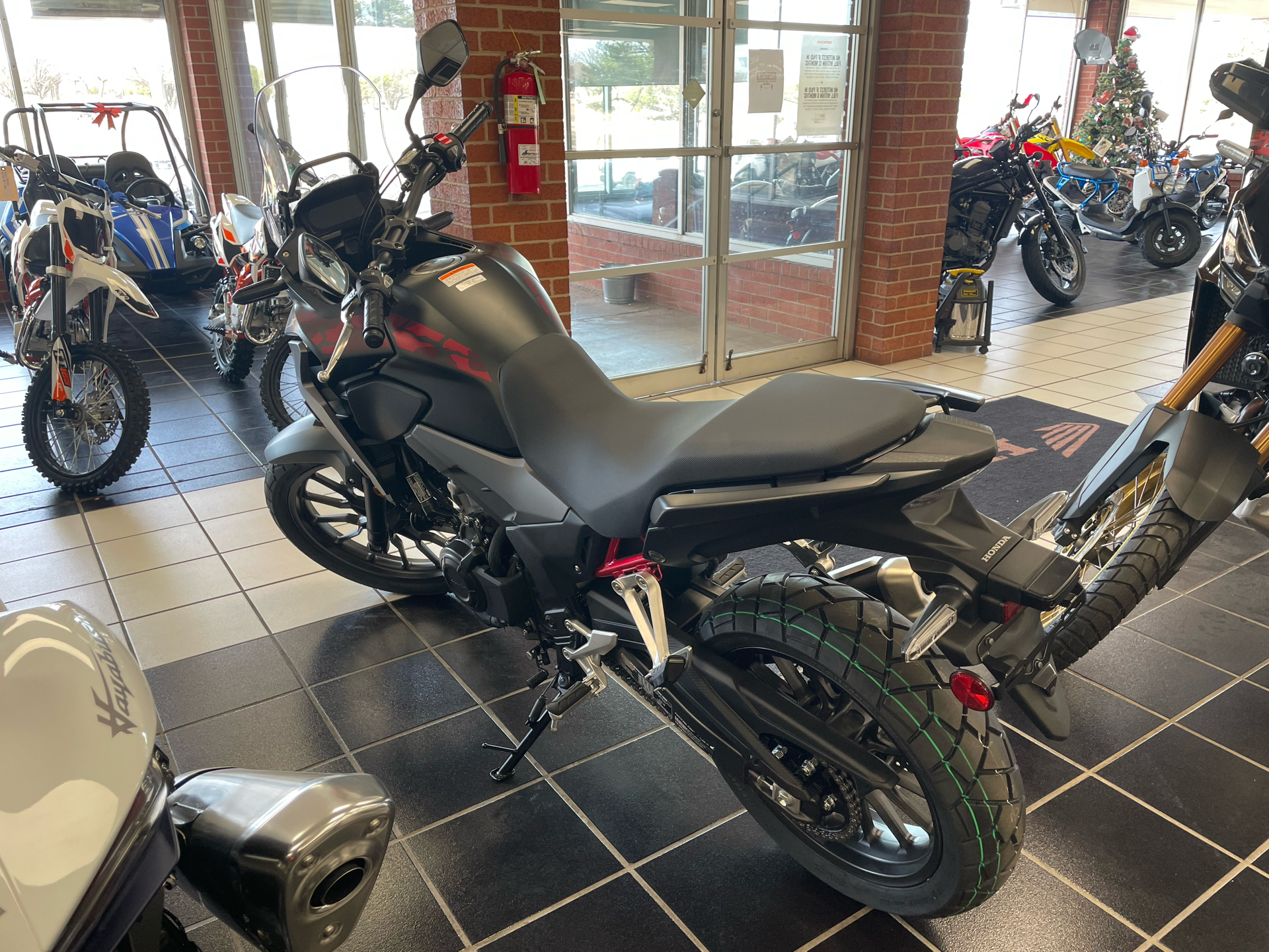 2021 Honda CB500X ABS in Del City, Oklahoma - Photo 2