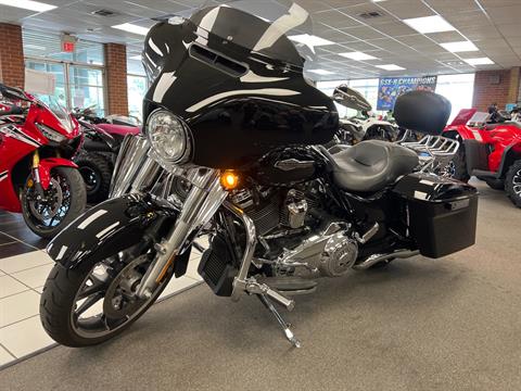 2021 Harley-Davidson Street Glide® in Oklahoma City, Oklahoma - Photo 5