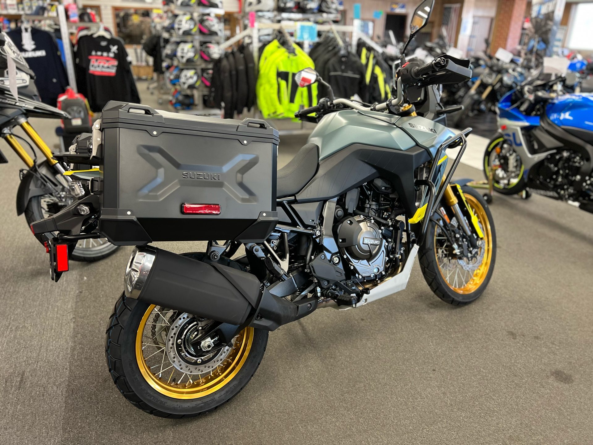 2024 Suzuki V-Strom 800DE Adventure in Oklahoma City, Oklahoma - Photo 13