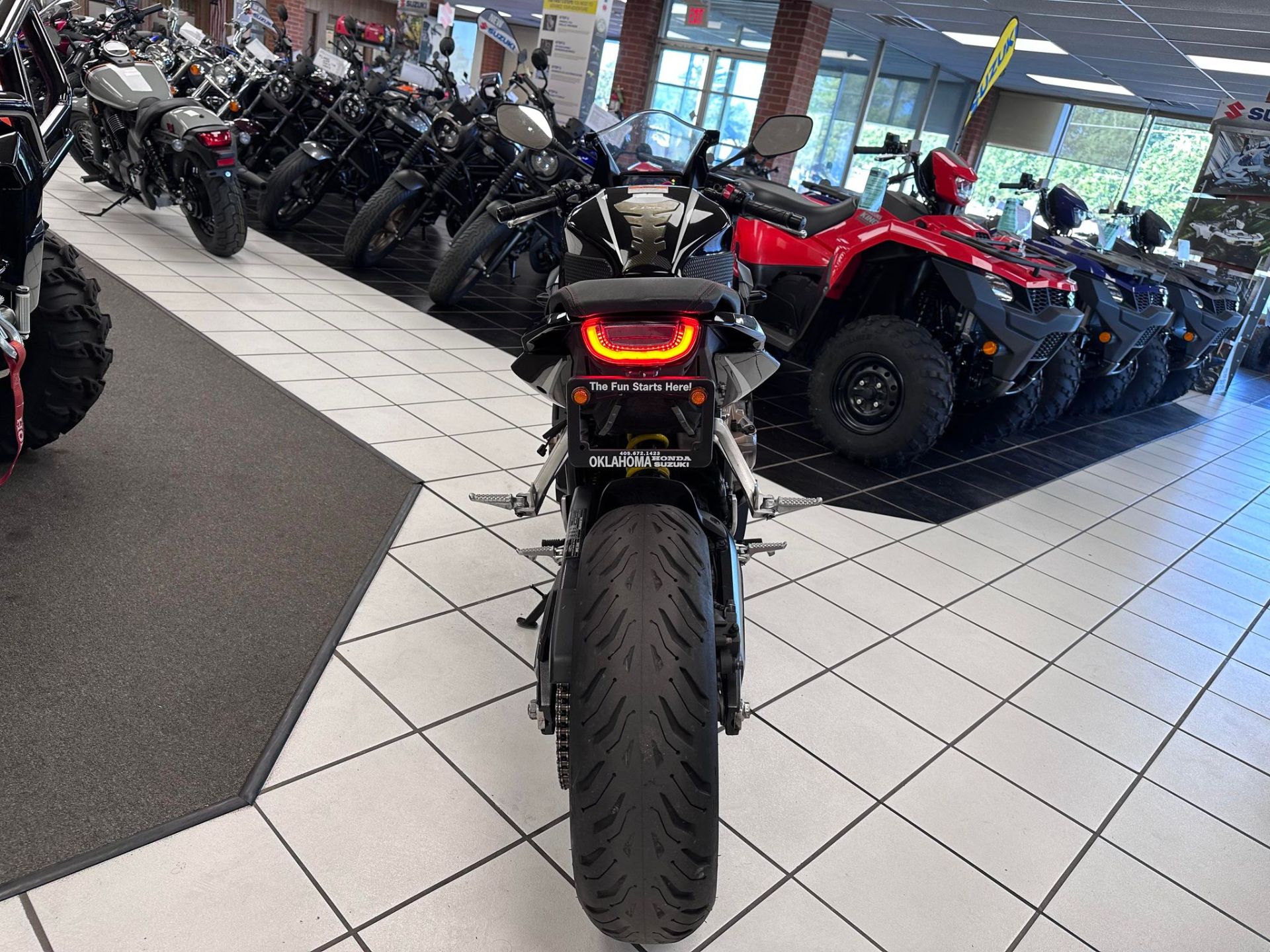 2021 Honda CBR650R ABS in Oklahoma City, Oklahoma - Photo 9