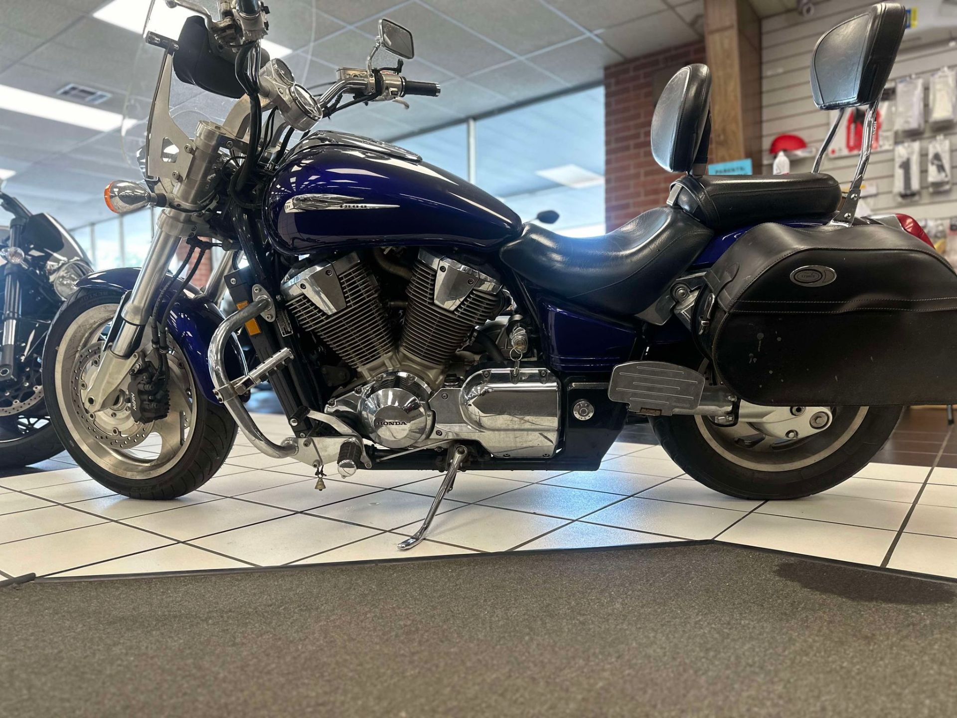 2002 Honda VTX1800 in Oklahoma City, Oklahoma - Photo 6