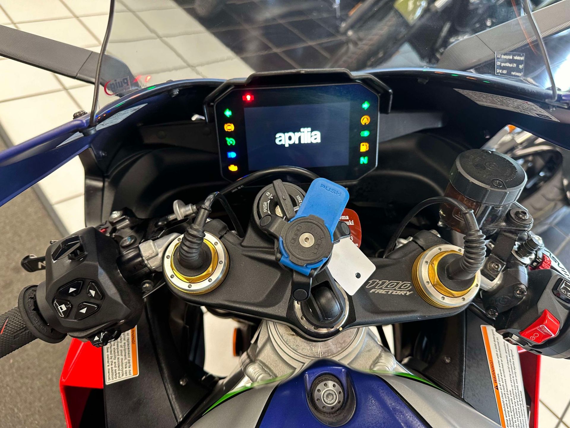 2021 Aprilia RSV4 1100 Factory in Oklahoma City, Oklahoma - Photo 12