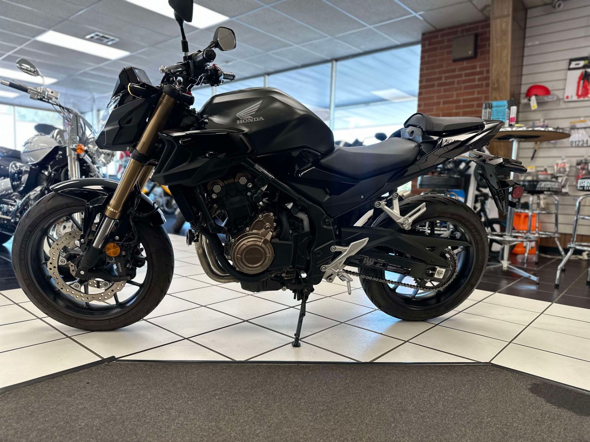 2023 Honda CB500F ABS in Oklahoma City, Oklahoma - Photo 6