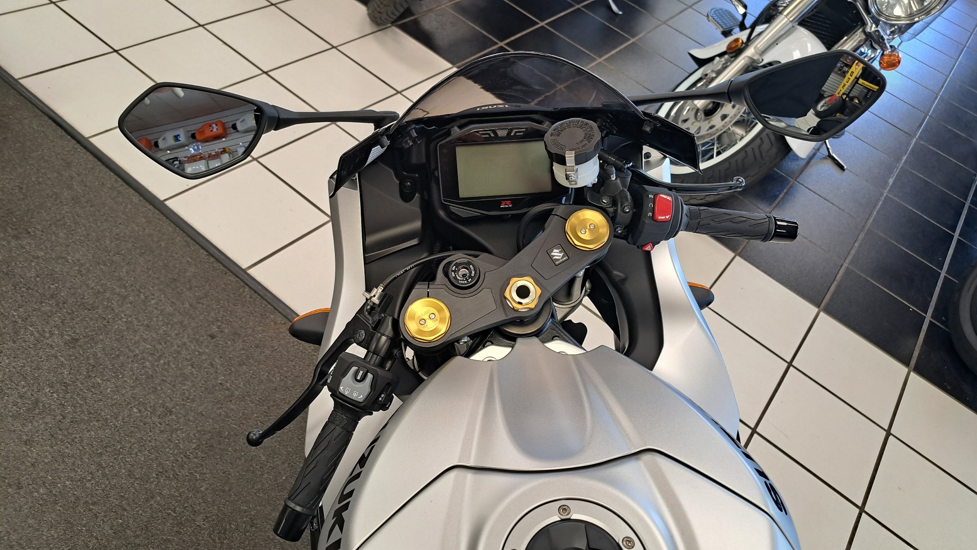 2025 Suzuki GSX-R1000 in Oklahoma City, Oklahoma - Photo 3