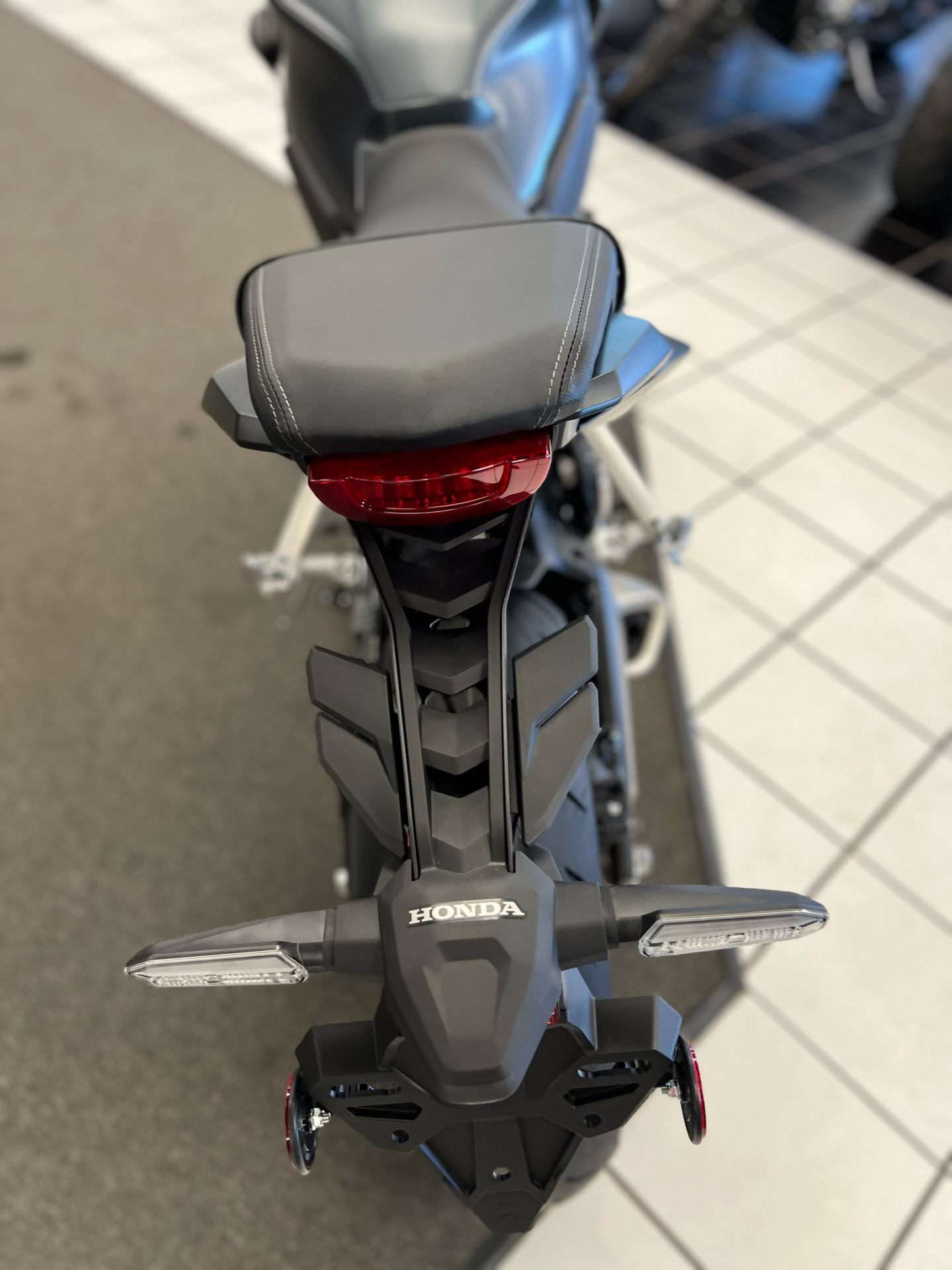 2023 Honda CB650R ABS in Oklahoma City, Oklahoma - Photo 11
