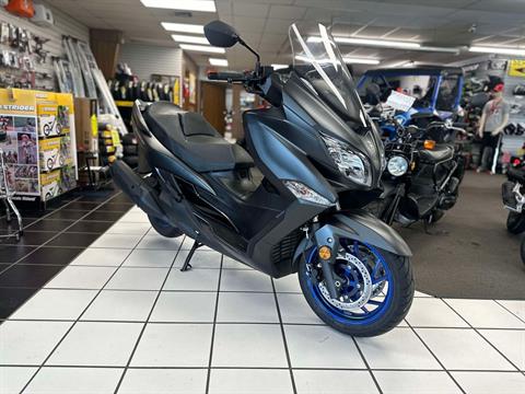 2025 Suzuki Burgman 400 in Oklahoma City, Oklahoma - Photo 2