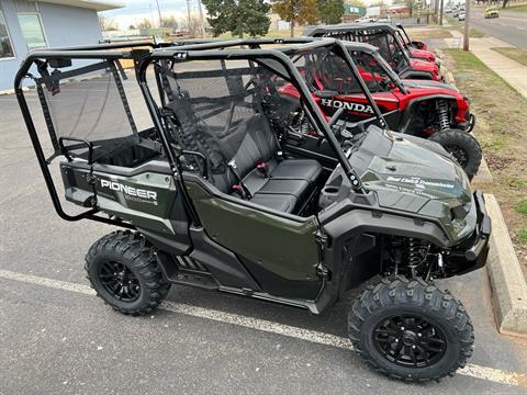 2024 Honda Pioneer 1000-5 Deluxe in Oklahoma City, Oklahoma - Photo 2