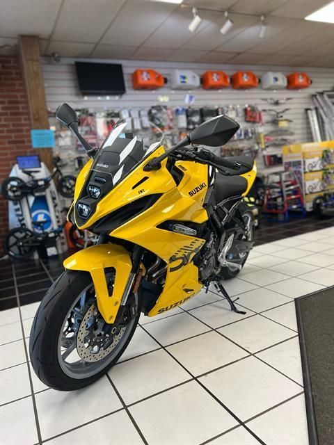 2024 Suzuki GSX-8R in Oklahoma City, Oklahoma - Photo 5