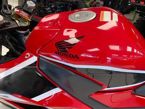 2018 Honda CBR300R in Oklahoma City, Oklahoma - Photo 8