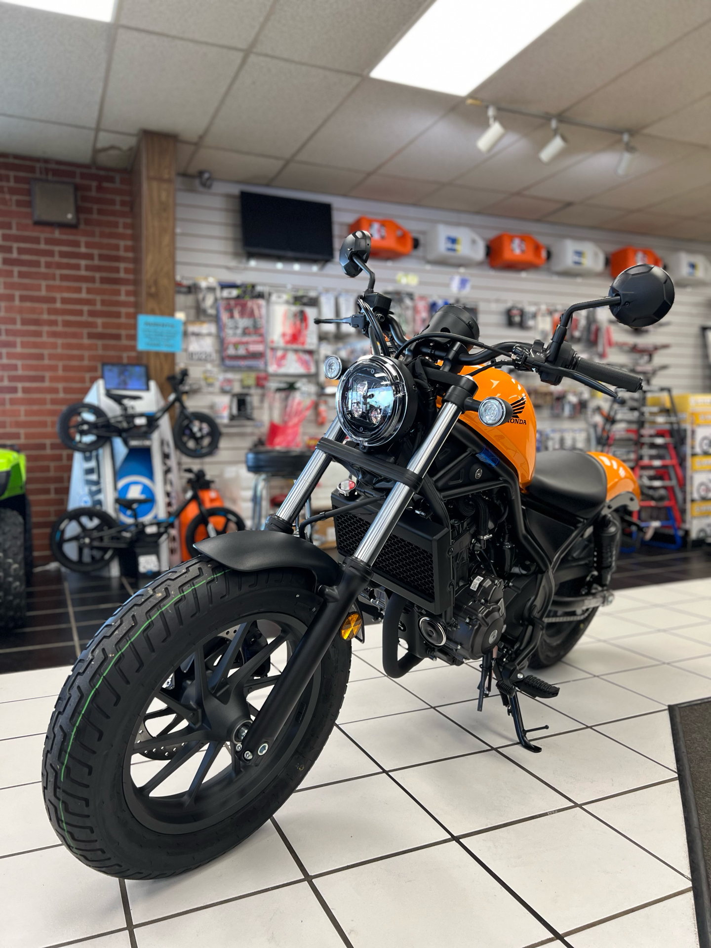 2024 Honda Rebel 300 in Oklahoma City, Oklahoma - Photo 4