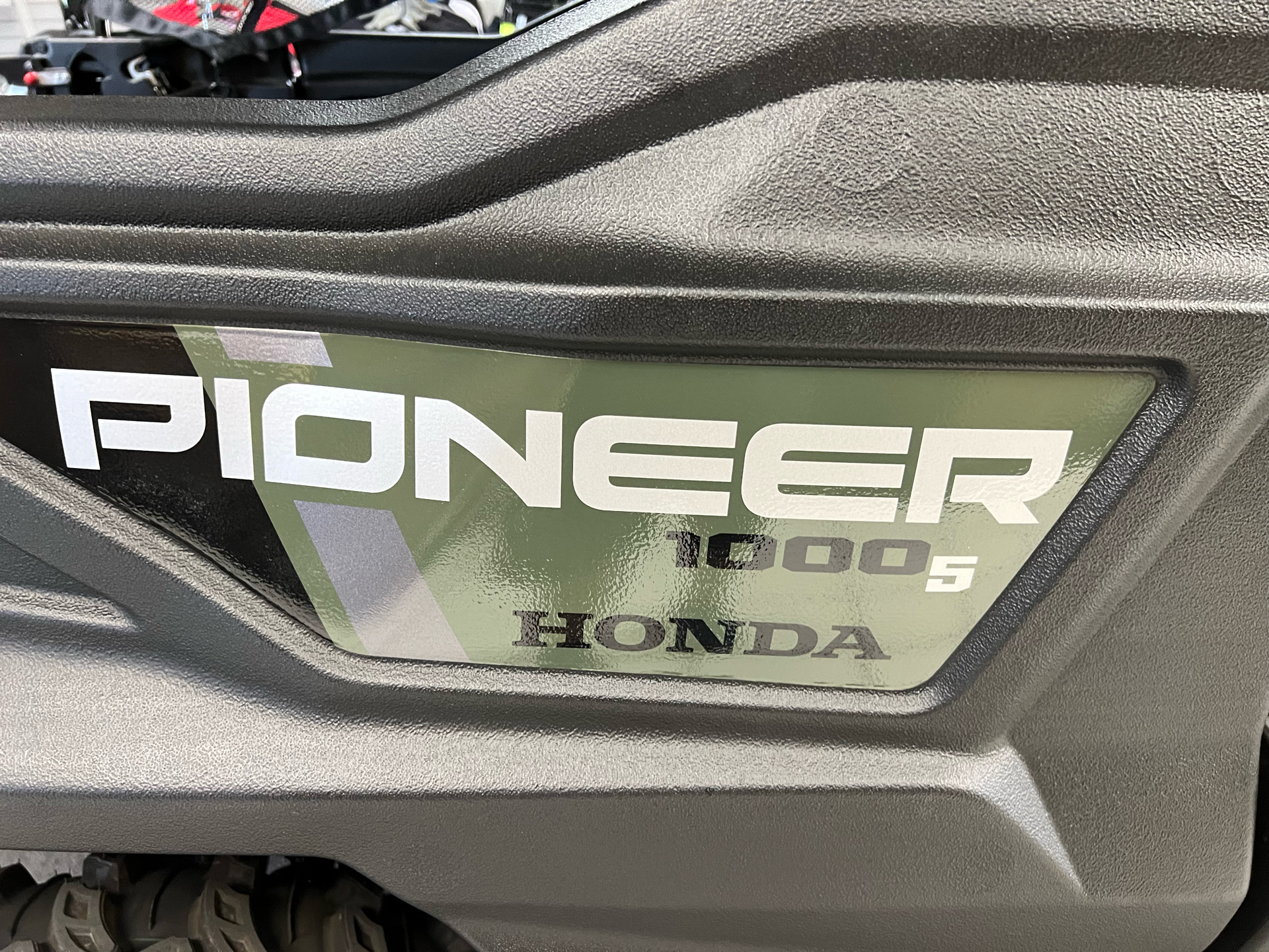 2022 Honda Pioneer 1000-5 in Oklahoma City, Oklahoma - Photo 4