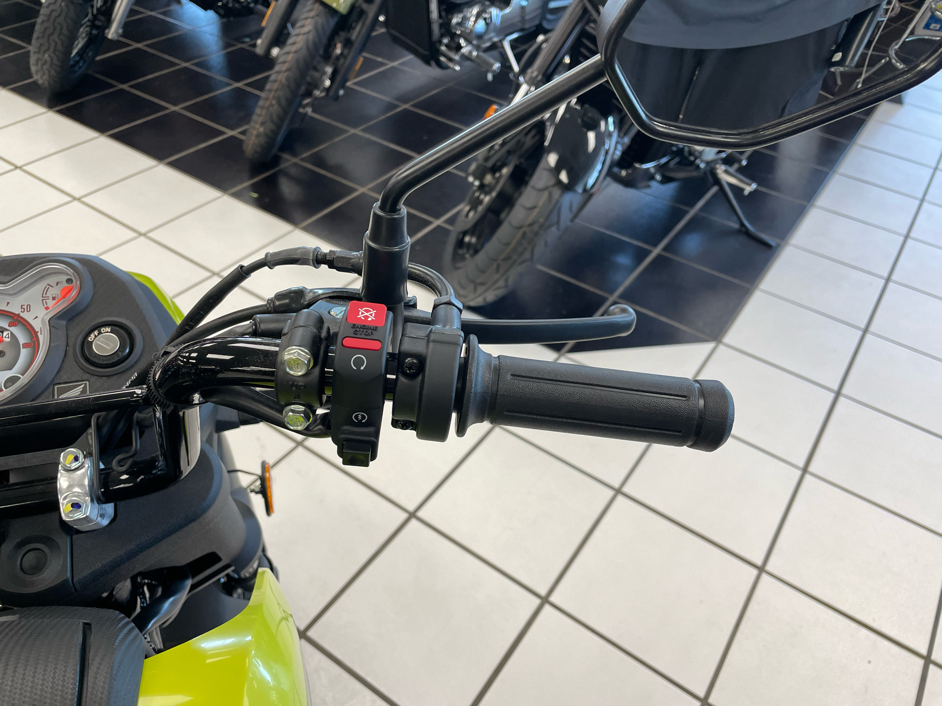 2023 Honda Navi in Oklahoma City, Oklahoma - Photo 9