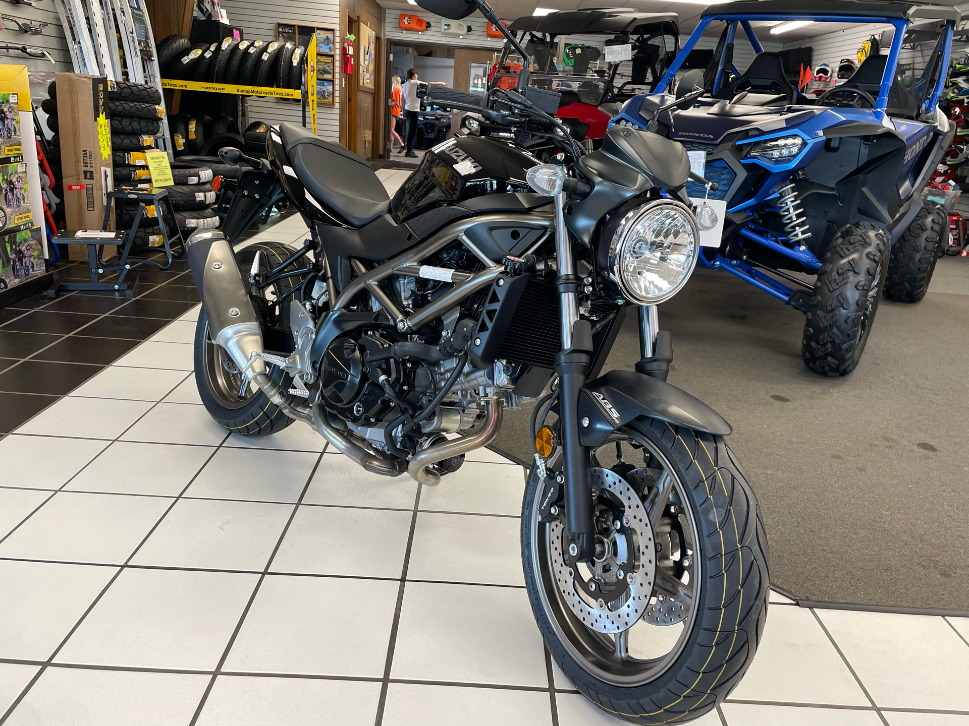 2024 Suzuki SV650 ABS in Oklahoma City, Oklahoma - Photo 2